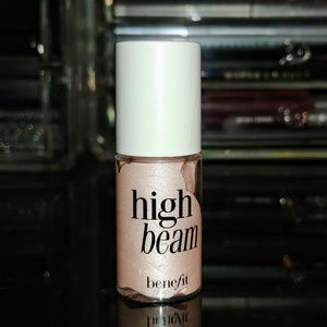 Benefit High Beam Mini Liquid Highlighter